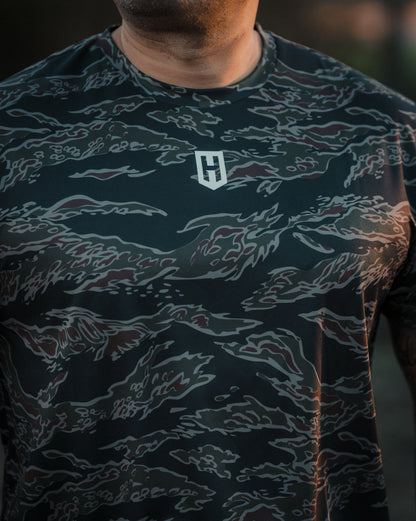 Dagger Perfomance Tee