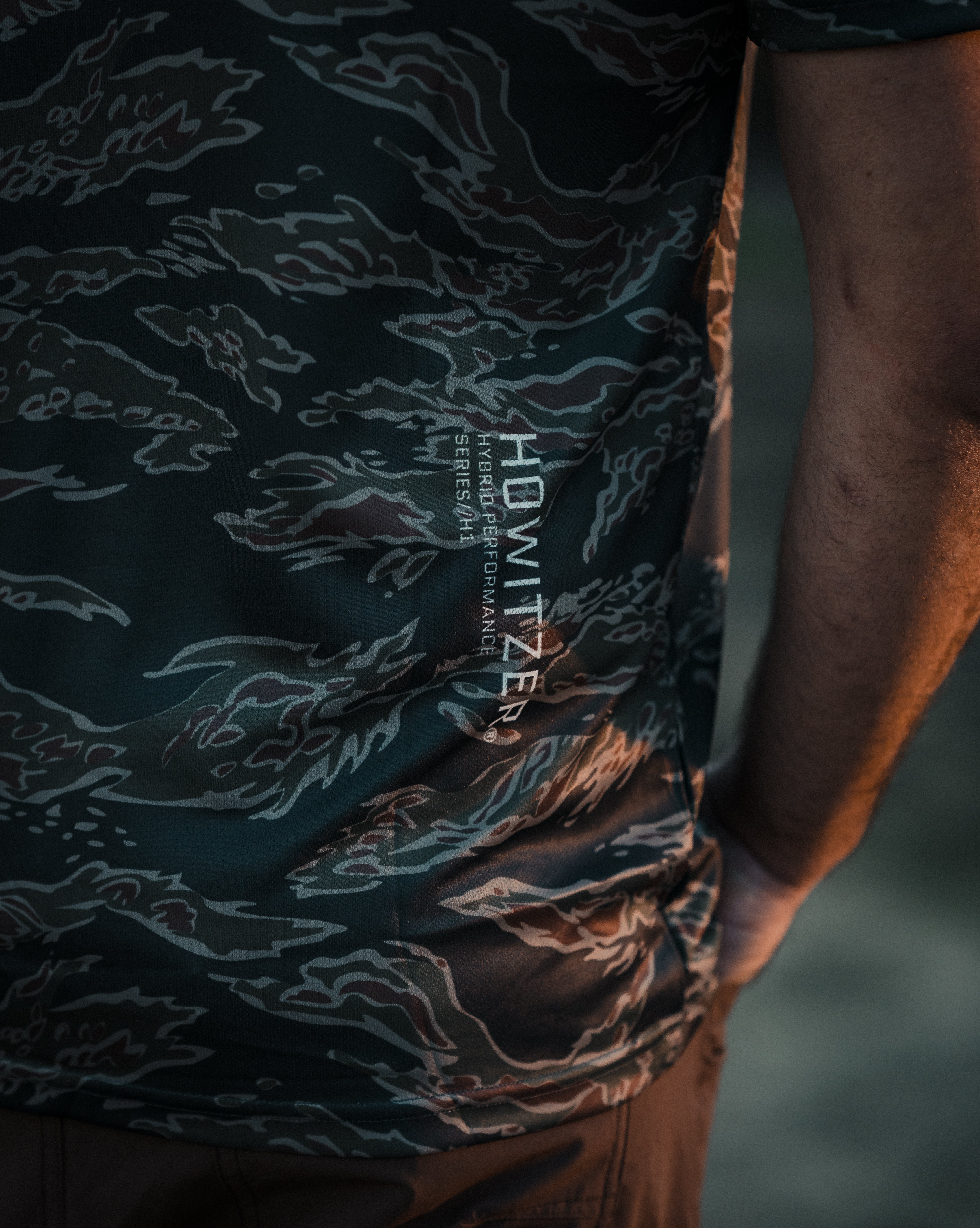 Dagger Perfomance Tee