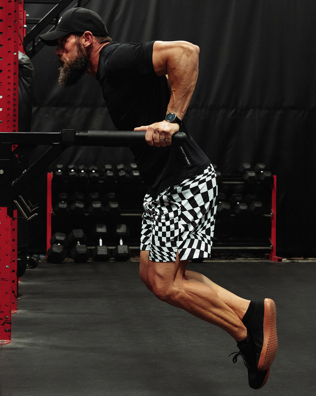 Hybrid 6.5" Checkers Short