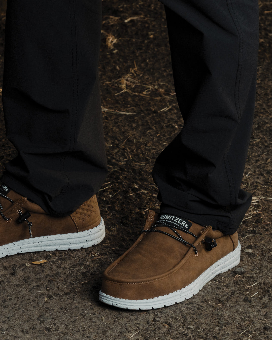 Roam Blackout Shoe – Howitzer Clothing