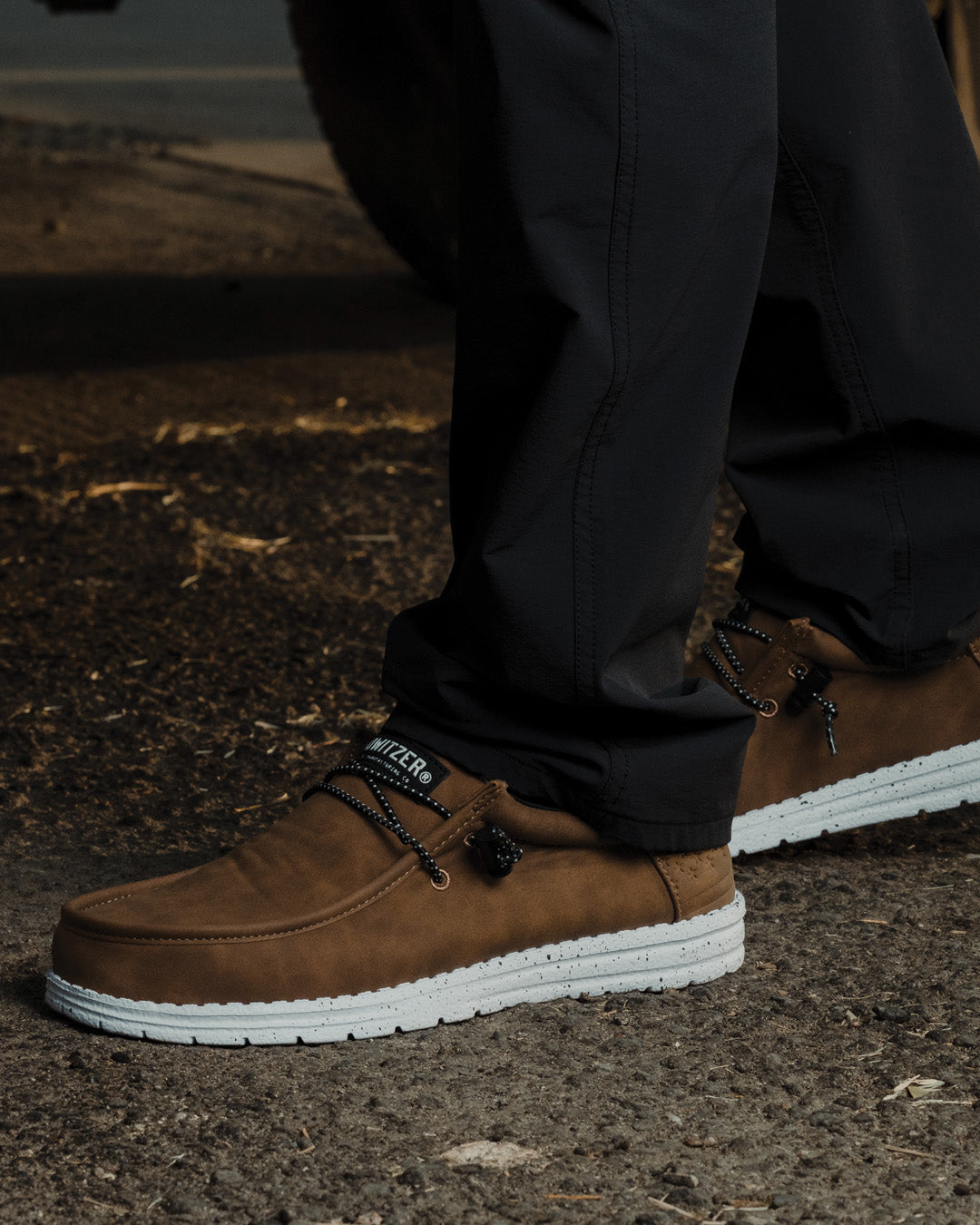 Roam Blackout Shoe – Howitzer Clothing