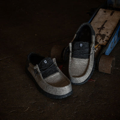 Roam Earth - Howitzer Clothing